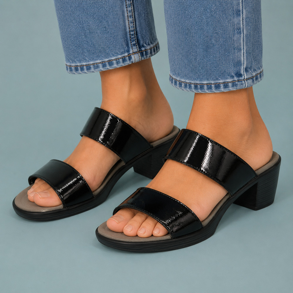 NAOT 41 Size 10-10.5 US Black Solid Patent Leather Double Strap Block Sandals